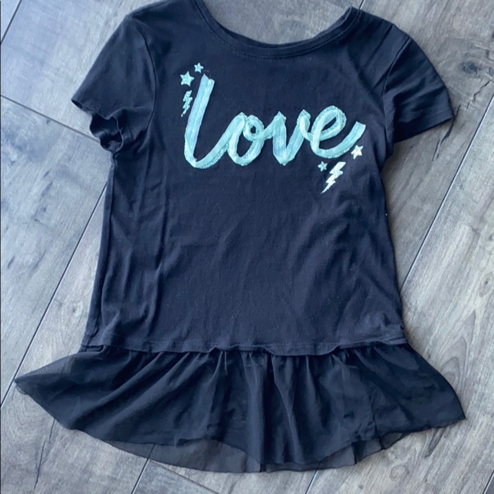 Short sleeve love